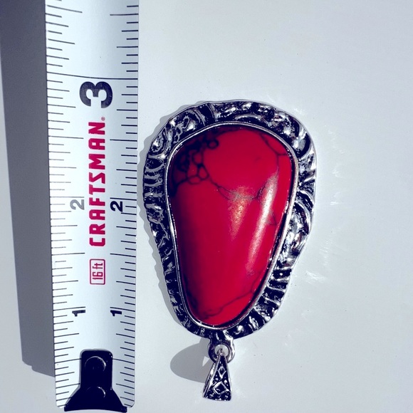 Silver necklace pendant w/red stone w/black designs through w/matching earrings - Picture 5 of 8